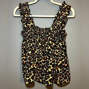 ‘Who What Where’
 Boutique top with adorable puffy sleeves,medium,
Medium